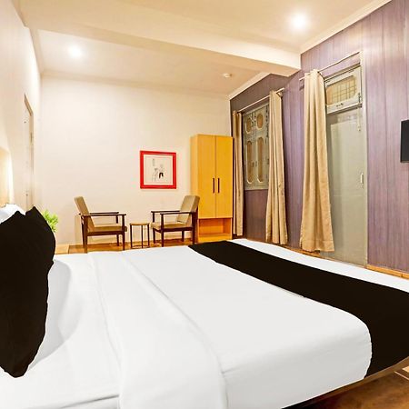 Super Townhouse Vijay Khand Gomti Nagar Lucknow Zewnętrze zdjęcie