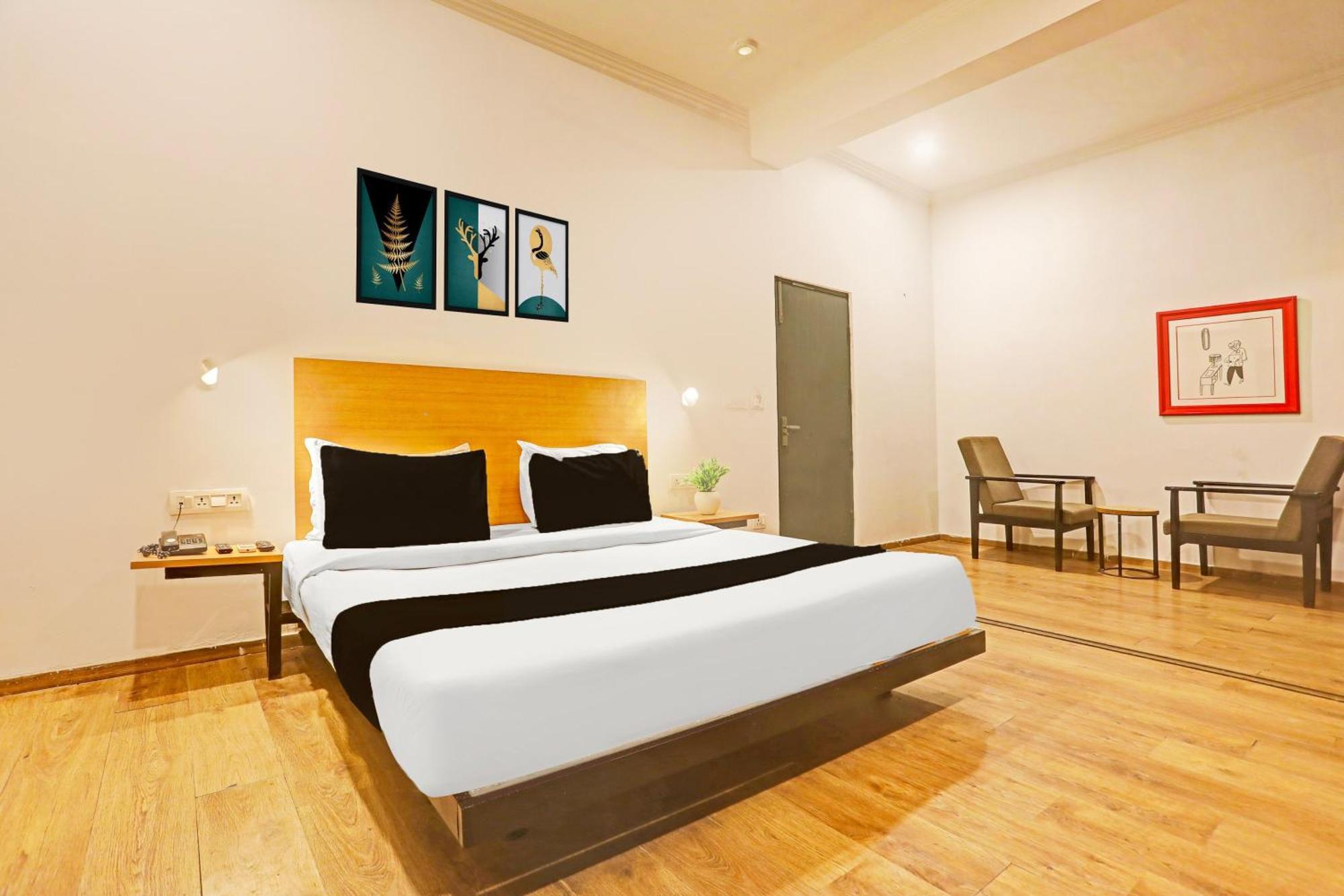Super Townhouse Vijay Khand Gomti Nagar Lucknow Zewnętrze zdjęcie