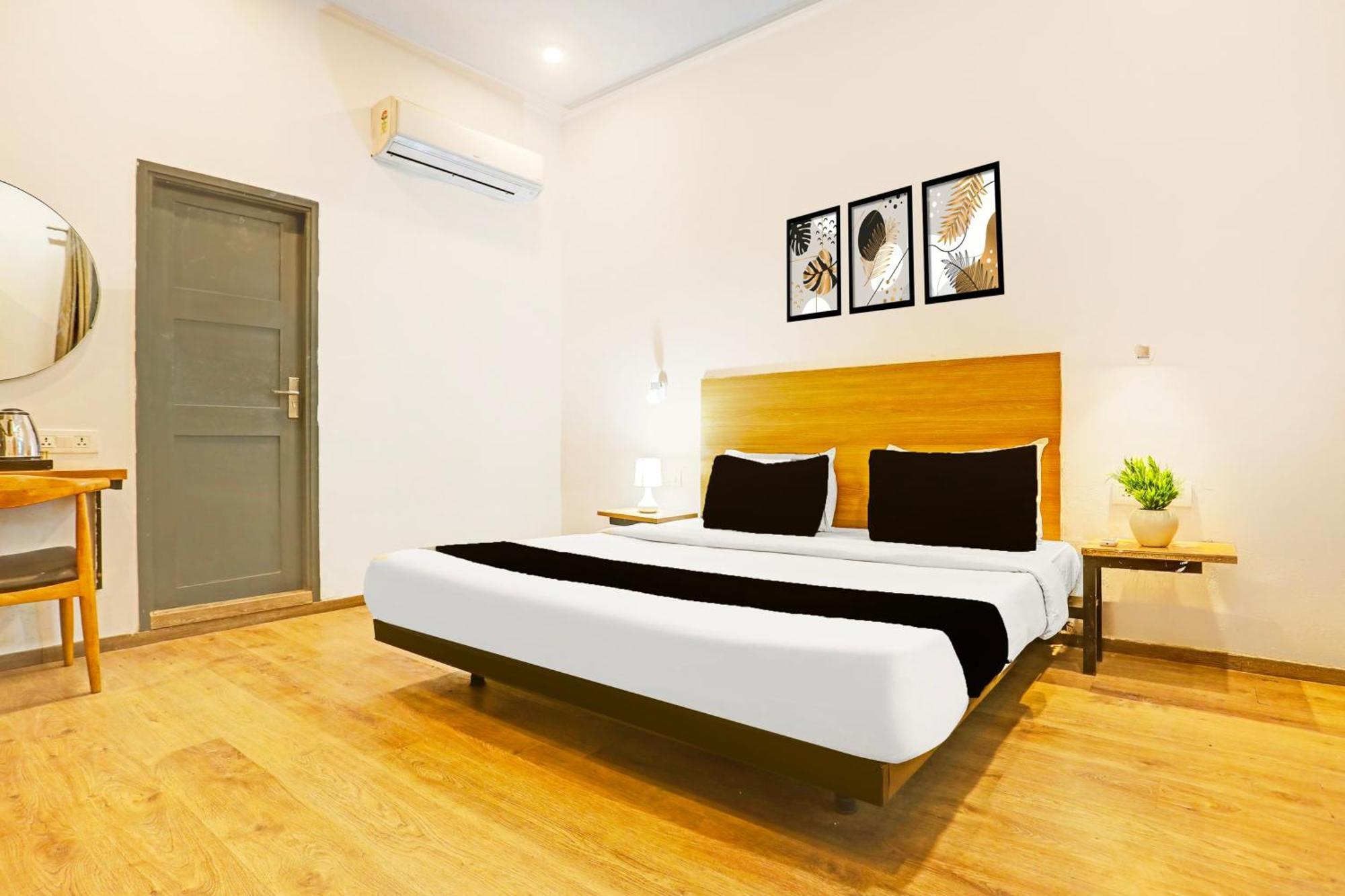 Super Townhouse Vijay Khand Gomti Nagar Lucknow Zewnętrze zdjęcie